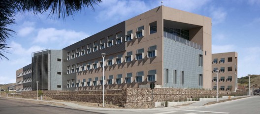 The Research Support Facility / RNL Design