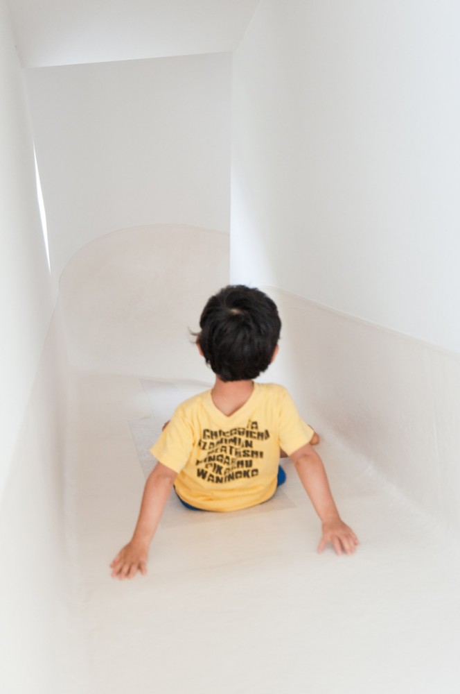 Slide House / LEVEL Architects