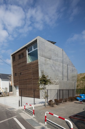 House in Fuji / LEVEL Architects