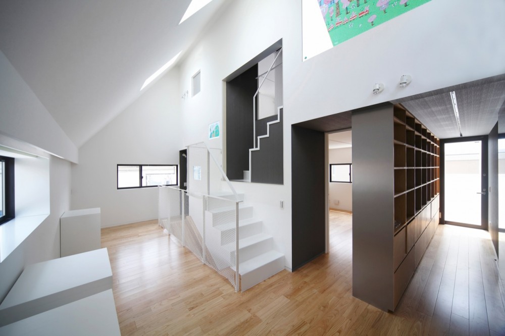 House in Togoshi / LEVEL Architects