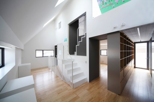 House in Togoshi / LEVEL Architects