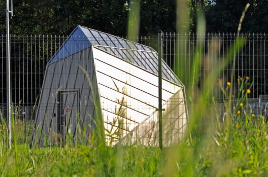 Deep Wells / Zalewski Architecture Group