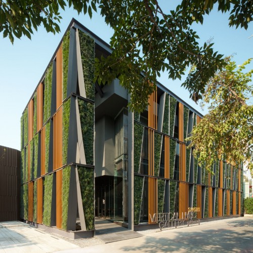 Vertical Living Gallery / Sansiri PCL
