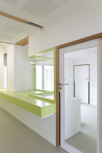 Early Childhood Center / Clermont Architectes