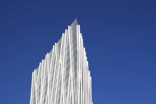 Torre Diagonal Zero Zero / EMBA