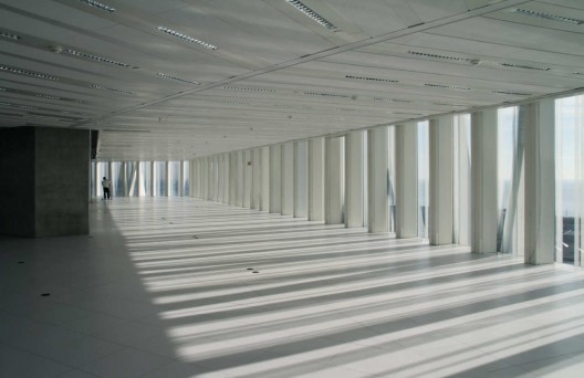 Torre Diagonal Zero Zero / EMBA