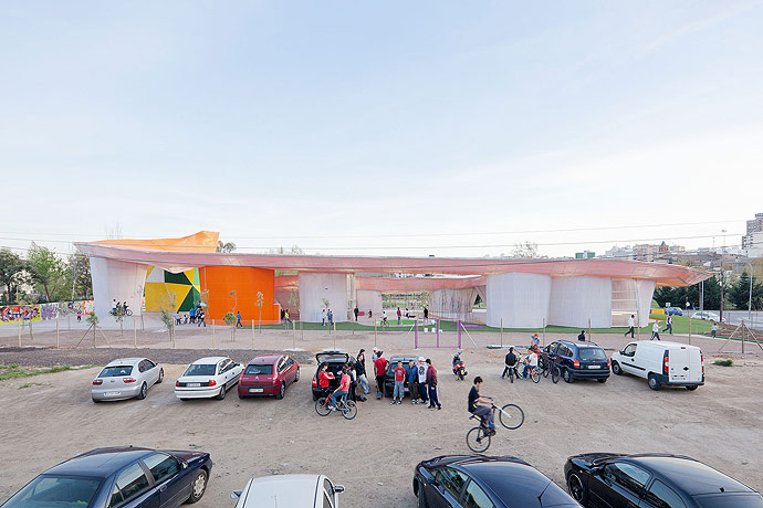 Merida Factory Youth Movement / Selgas Cano