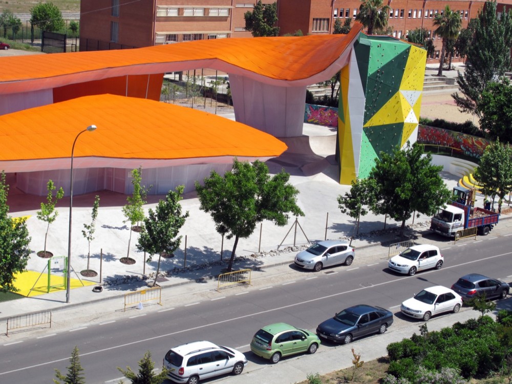 Merida Factory Youth Movement / Selgas Cano