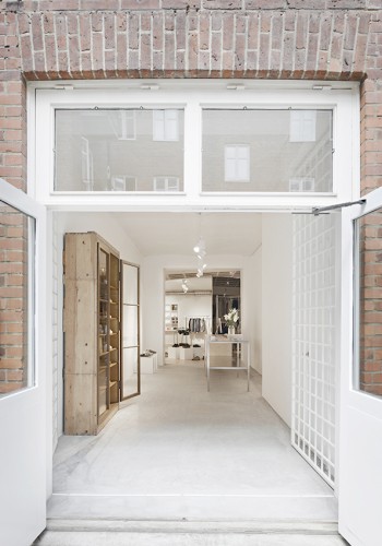 Très Bien Shop / Arrhov Frick