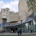 Le Cinémathèque Française / Gehry Partners