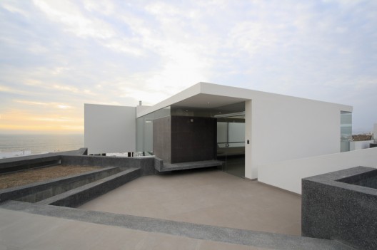 Beach House Q / Longhi Architects