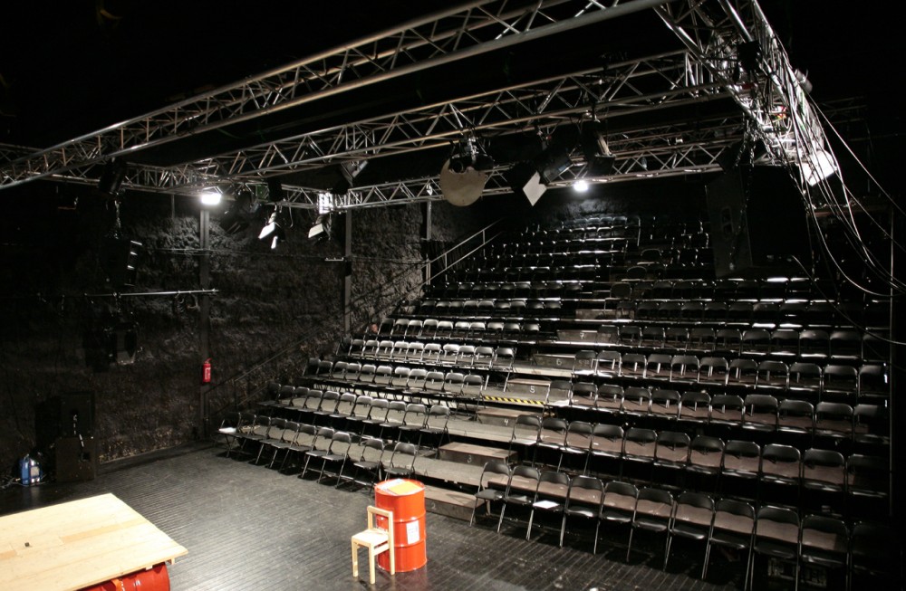 NO99 Straw Theatre / Salto AB