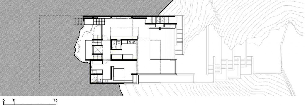 Alvarez Beach House / Longhi Architects