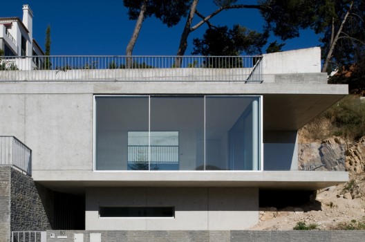 Estoril House / Frederico Valsassina