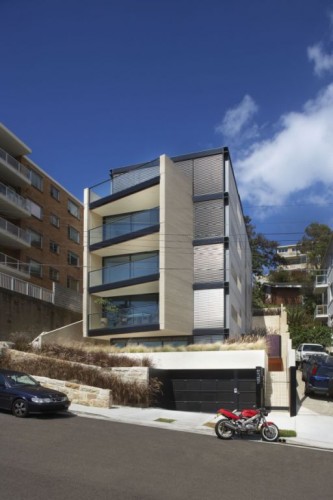 Pacific Sixteen / Smart Design Studio