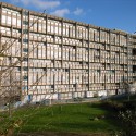 Robin Hood Gardens / Alison and Peter Smithson (7) Photo by Steve Cadman - http://www.flickr.com/photos/stevecadman/