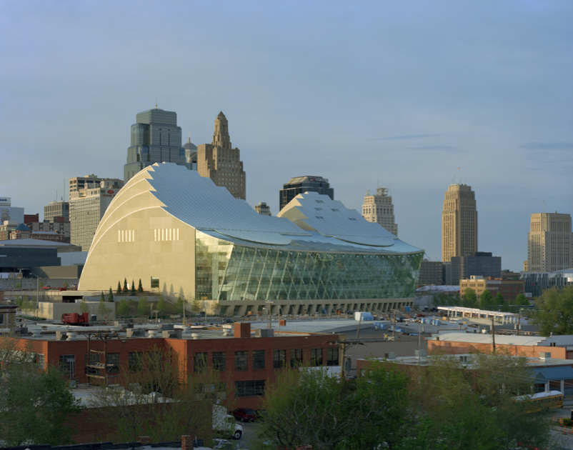 Kauffman Center for the Performing Arts / Moshe Safdie