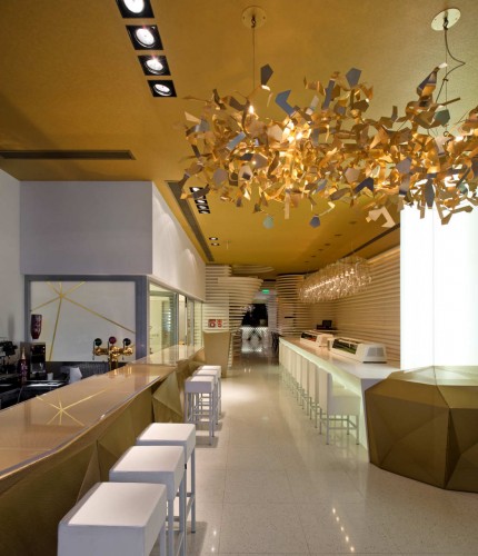 Sushicafé Avenida / Saraiva + Asociados
