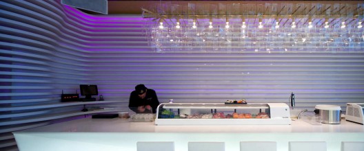 Sushicafé Avenida / Saraiva + Asociados