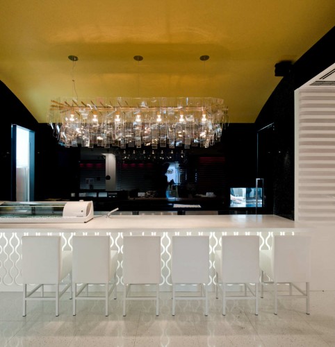 Sushicafé Avenida / Saraiva + Asociados