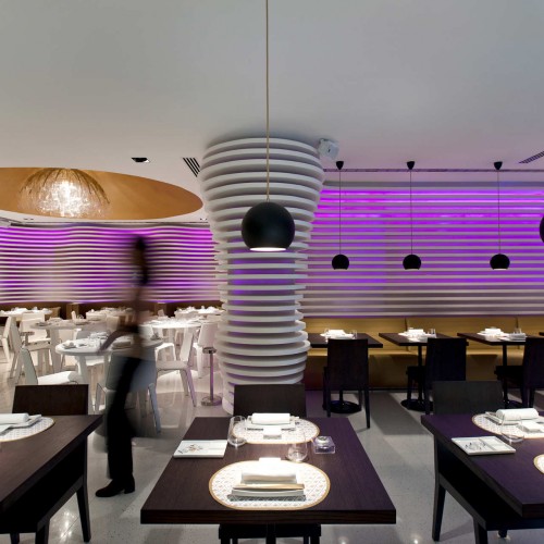 Sushicafé Avenida / Saraiva + Asociados