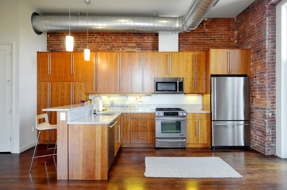 B Street Lofts / Touloukian Touloukian Inc.