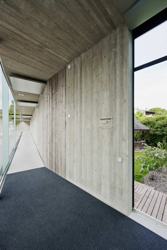 Office Conversion Luxbau Company / Synn Architekten