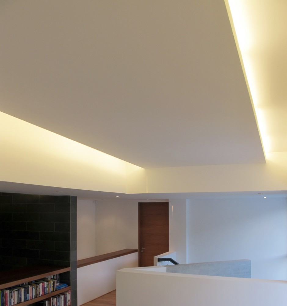 3-Element House / Tomás Swett