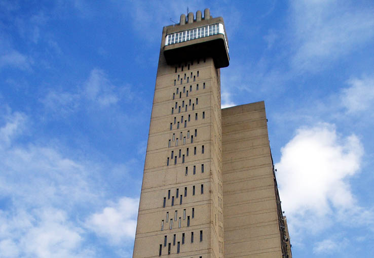 AD Classics: Trellick Tower / Erno Goldfinger