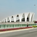 Shanghai Oriental Sports Center / gmp architekten Shanghai Oriental Sports Center / gmp architekten © Marcus Bredt