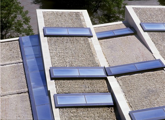 The High Court of Justice and the Law Courts / Koller Studio