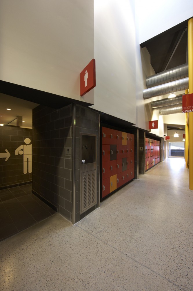 Morris Iemma Indoor Sports Center / McPhee Architects