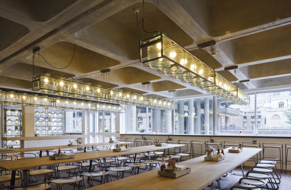 Barbican Foodhall and Lounge / SHH
