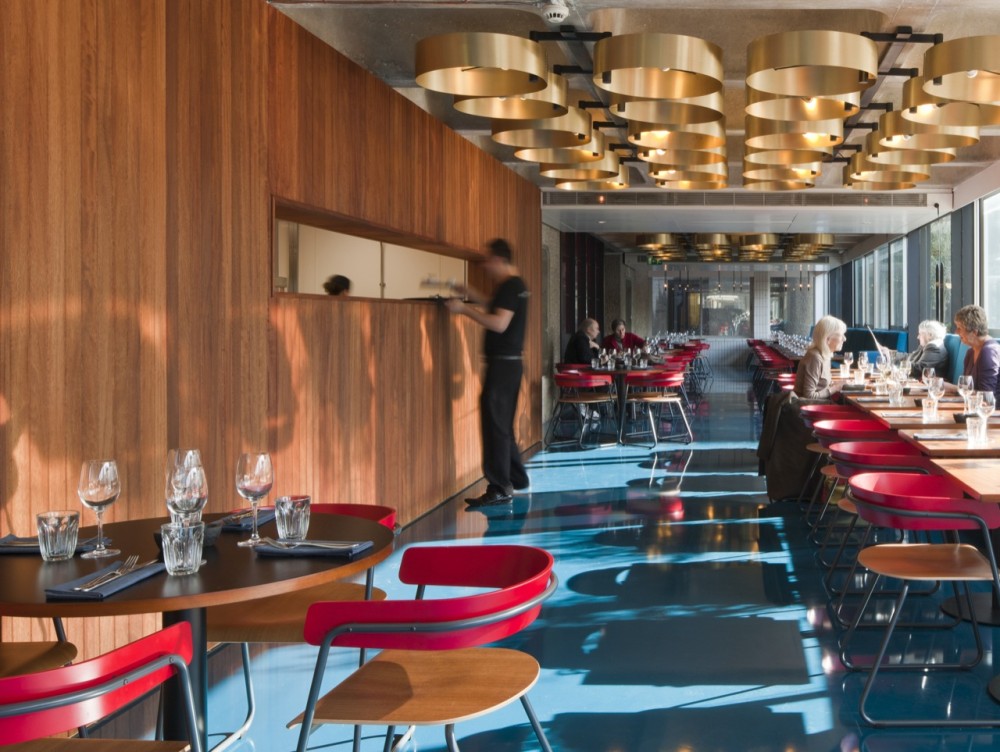 Barbican Foodhall and Lounge / SHH