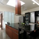 Dinesh Mills Bungalow / atelier dnD Dinesh Mills Bungalow / atelier dnD © Sebastian Zachariah