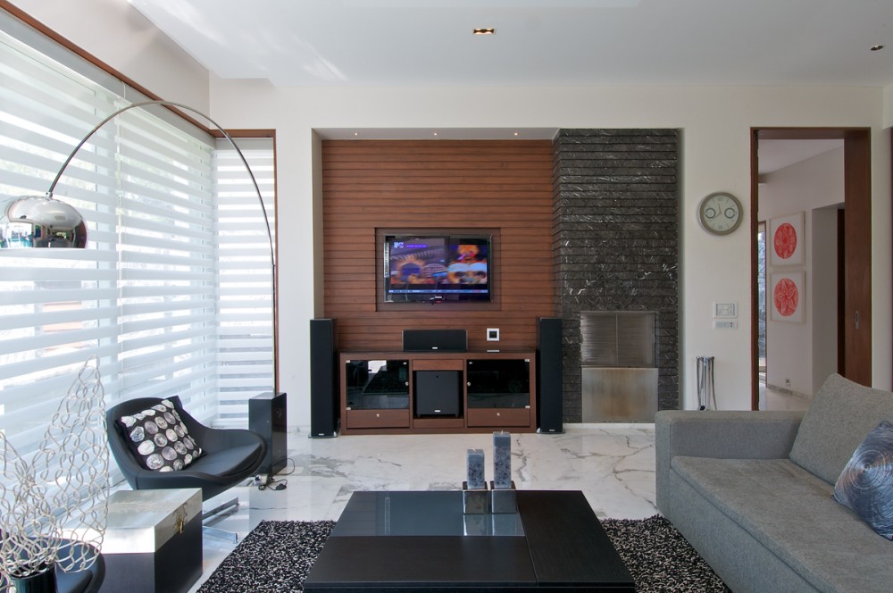 Dinesh Mills Bungalow / atelier dnD