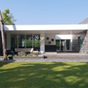 Dinesh Mills Bungalow / atelier dnD Dinesh Mills Bungalow / atelier dnD © Sebastian Zachariah