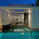 Dinesh Mills Bungalow / atelier dnD Dinesh Mills Bungalow / atelier dnD © Sebastian Zachariah
