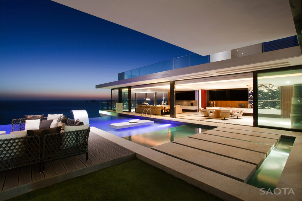 Dakar Sow House / SAOTA