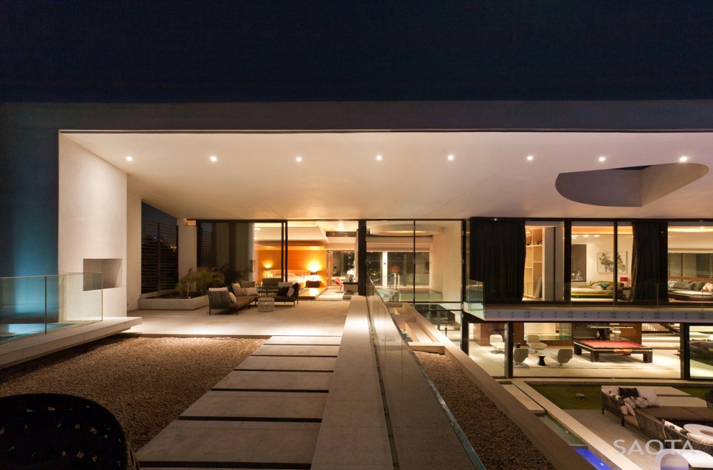 Dakar Sow House / SAOTA