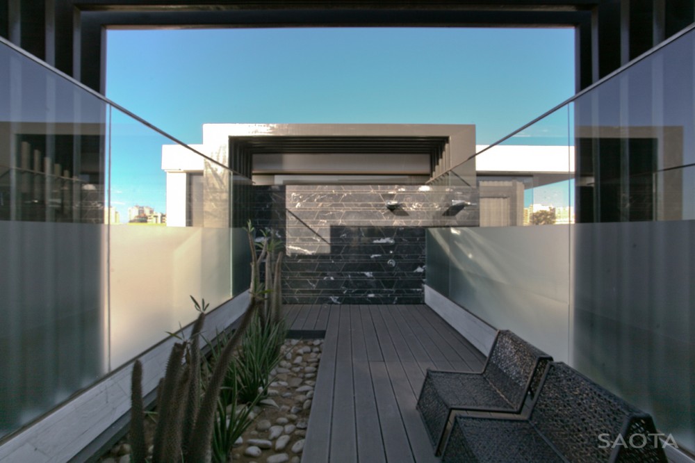 Dakar Sow House / SAOTA