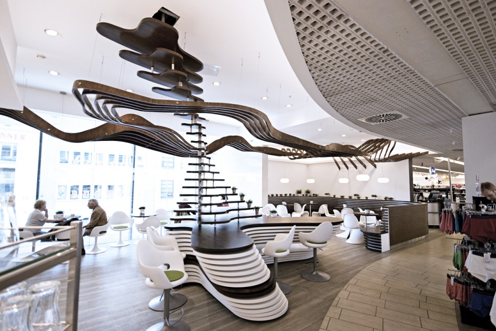 Green Bistro Interior Design / Siddik Erdogan + Jörn Fröhlich