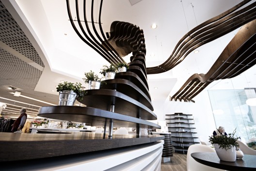 Green Bistro Interior Design / Siddik Erdogan+ Jörn Fröhlich