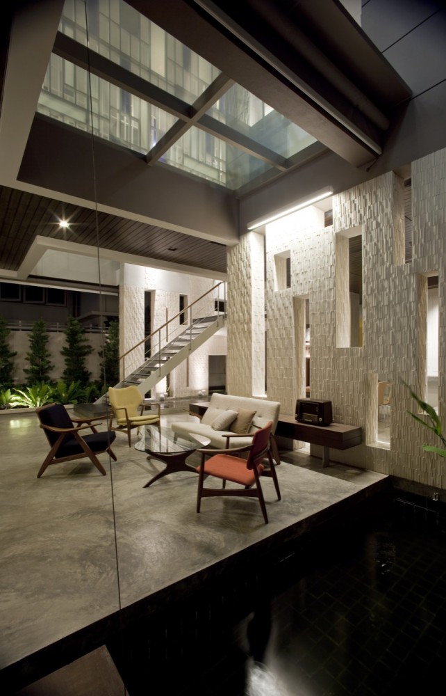Chai Tour Office / aMA Design Studio Co.
