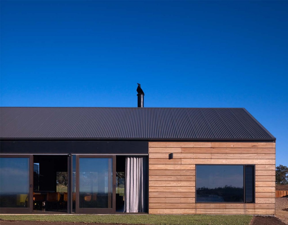 The Hill Plain House / Wolveridge Architects