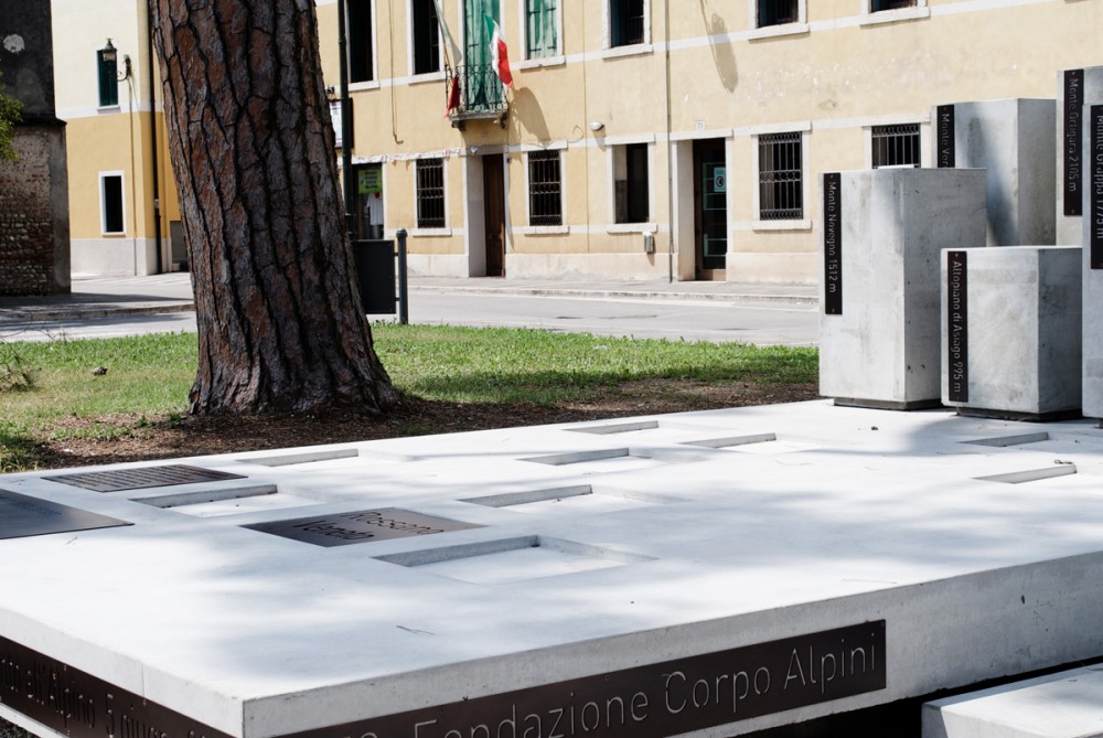 Monument of Alpini in Rossano Veneto / Paolo Didonè + Devvy Comacchio