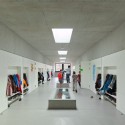 Classroom Extension and Sports Hall Construction in Biel-Benken / Zwimpfer Partner Architekten + Berrel Berrel Kräutler Architekten © Eik Frenzel