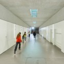 Classroom Extension and Sports Hall Construction in Biel-Benken / Zwimpfer Partner Architekten + Berrel Berrel Kräutler Architekten © Eik Frenzel