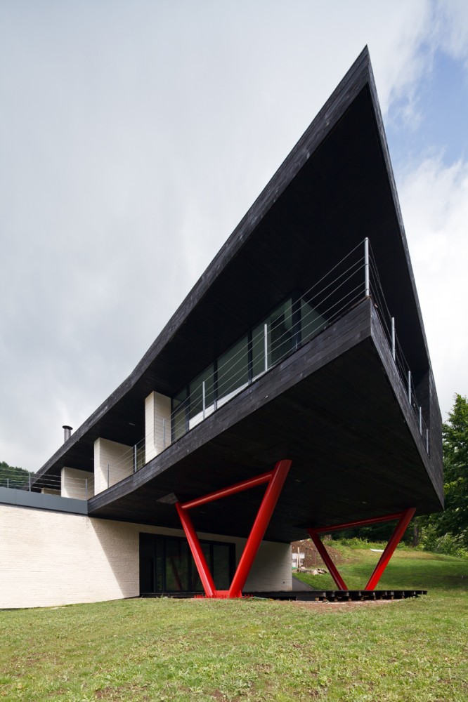 Hotel Atra Doftana / TECON Architects
