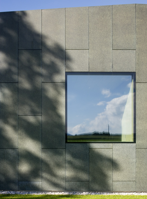 Therapeutic Pool / meier + associés architectes